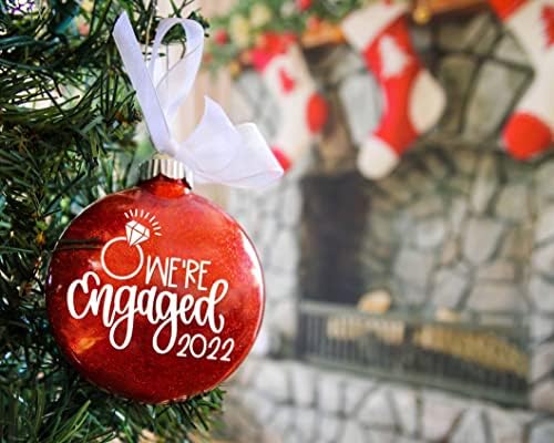 Mi smo angažovani Božić Ornament, naš prvi Božić angažman, od uspomena za novo bavi par, Handmade Red Glitter Bauble sa bijelim Organza